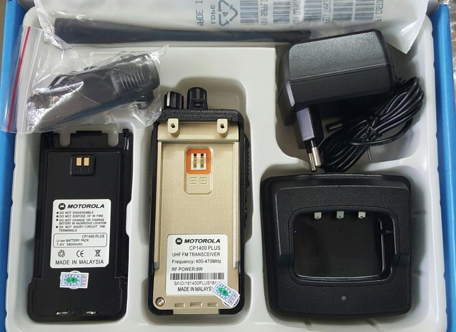 máy bộ đàm motorola cp 1400 plus
