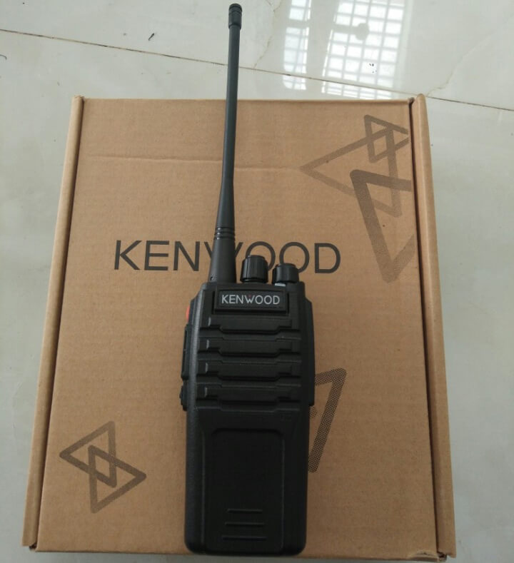 KENWOOD TK-568 được sử dụng phổ biến với giá cả hợp lý.