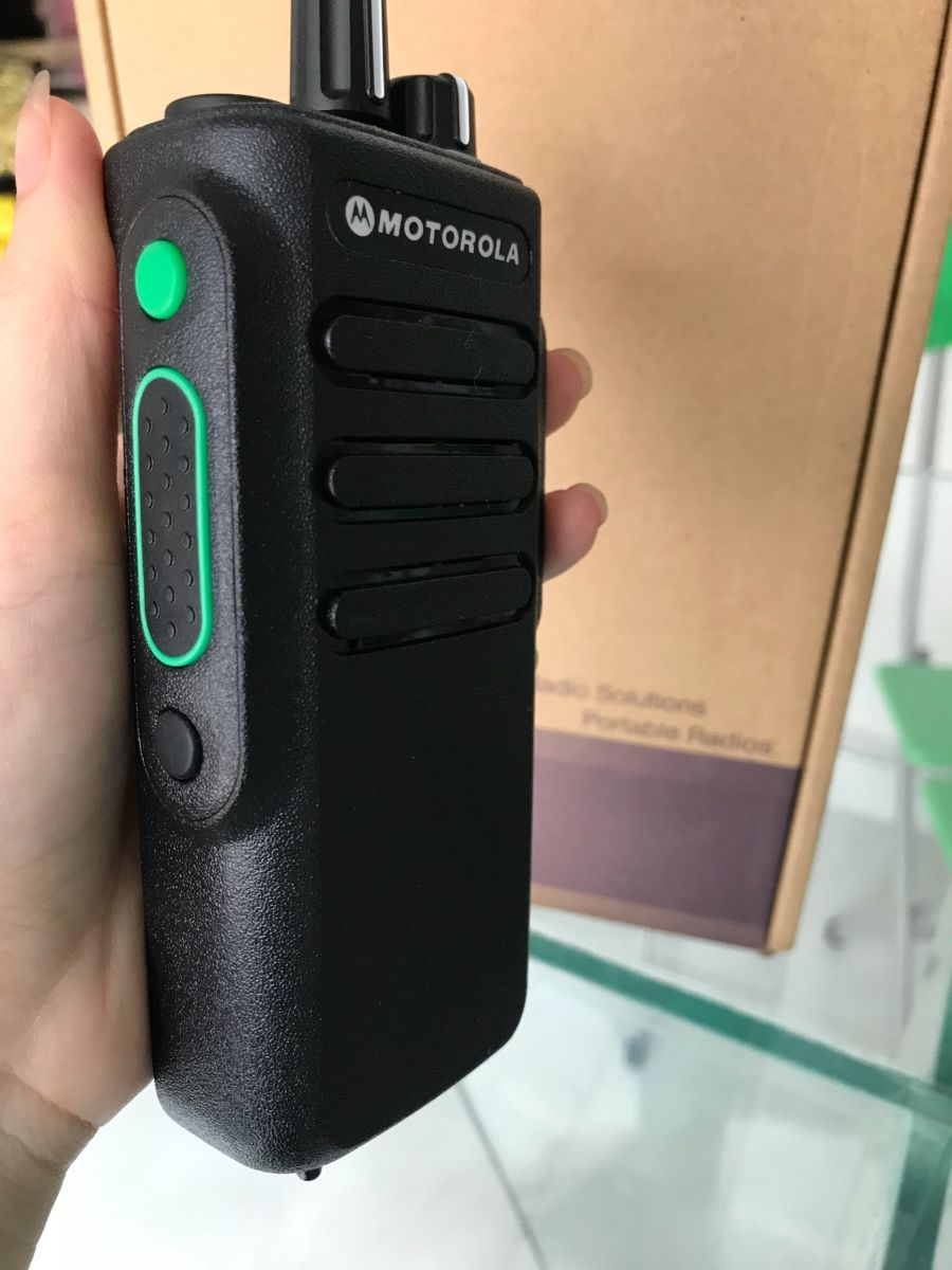 sử dụng máy bộ đàm Motorola CP 8600 Plus