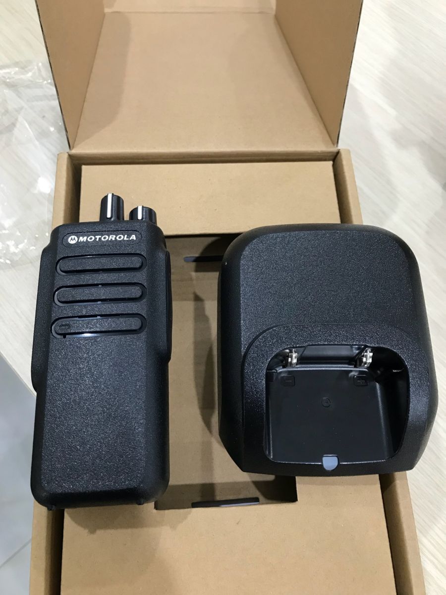 trọn bộ máy bộ đàm Motorola CP 8600 Plus