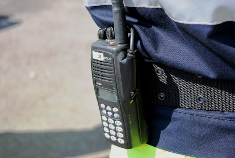 Tại sao nên chọn máy bộ đàm Motorola cho bảo vệ và an ninh chuyên nghiệp?