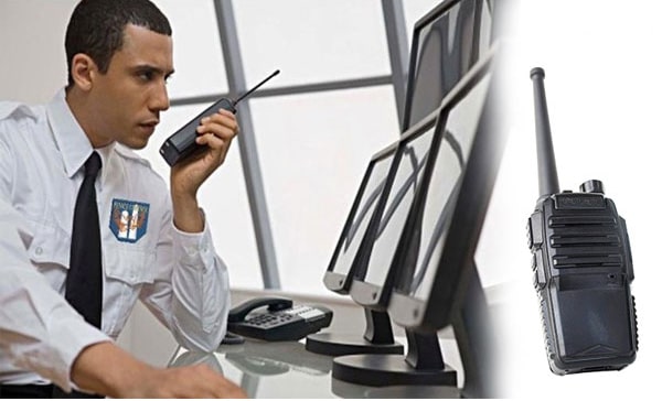 Bộ đàm- Giải pháp liên lạc hiệu quả cho bảo vệ, nhà máy, công trình