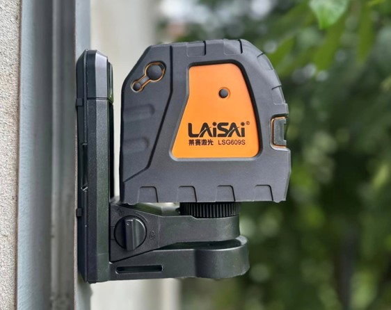 Giá bán máy cân bằng Laser Laisai LS 609S