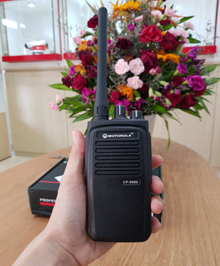 Các tiêu chí lựa chọn máy bộ đàm Motorola cho khách sạn