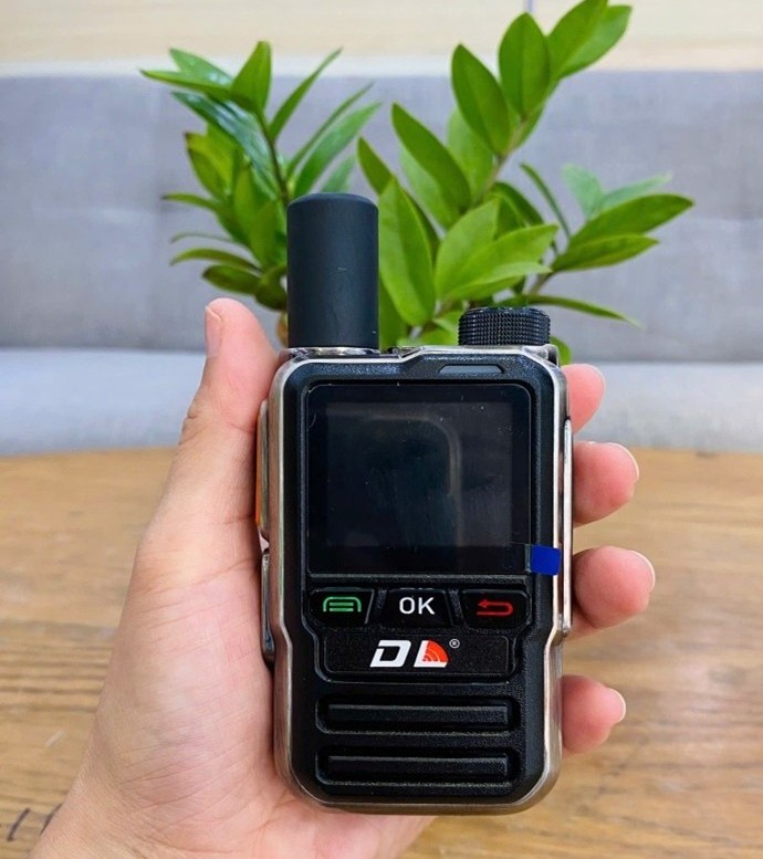 bộ đàm 5G