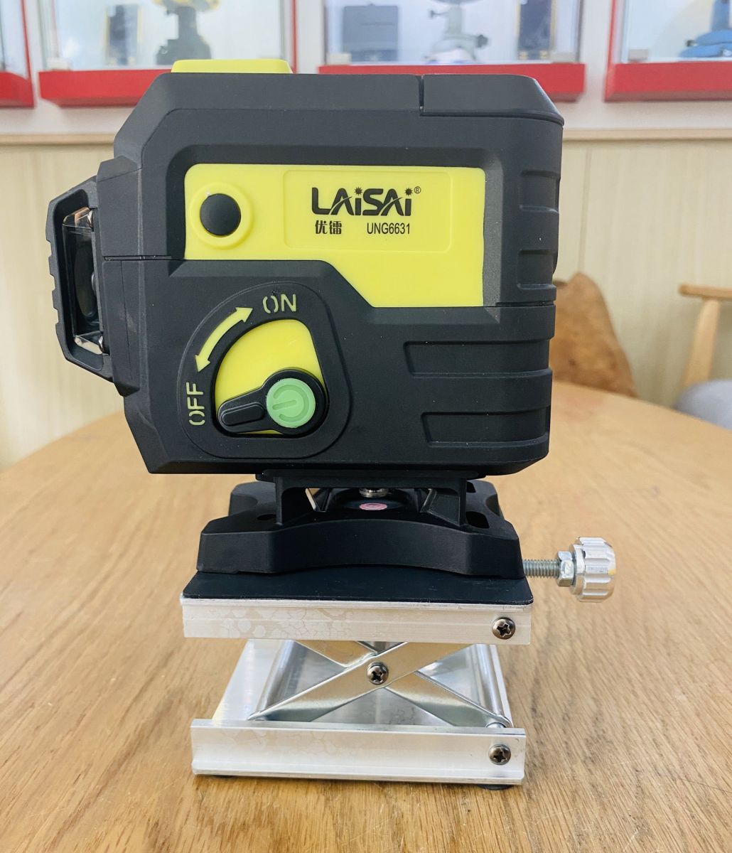 Máy thủy bình laser Laisai UNG 6631 đạt độ chính xác cao, dễ sử dụng, thao tác