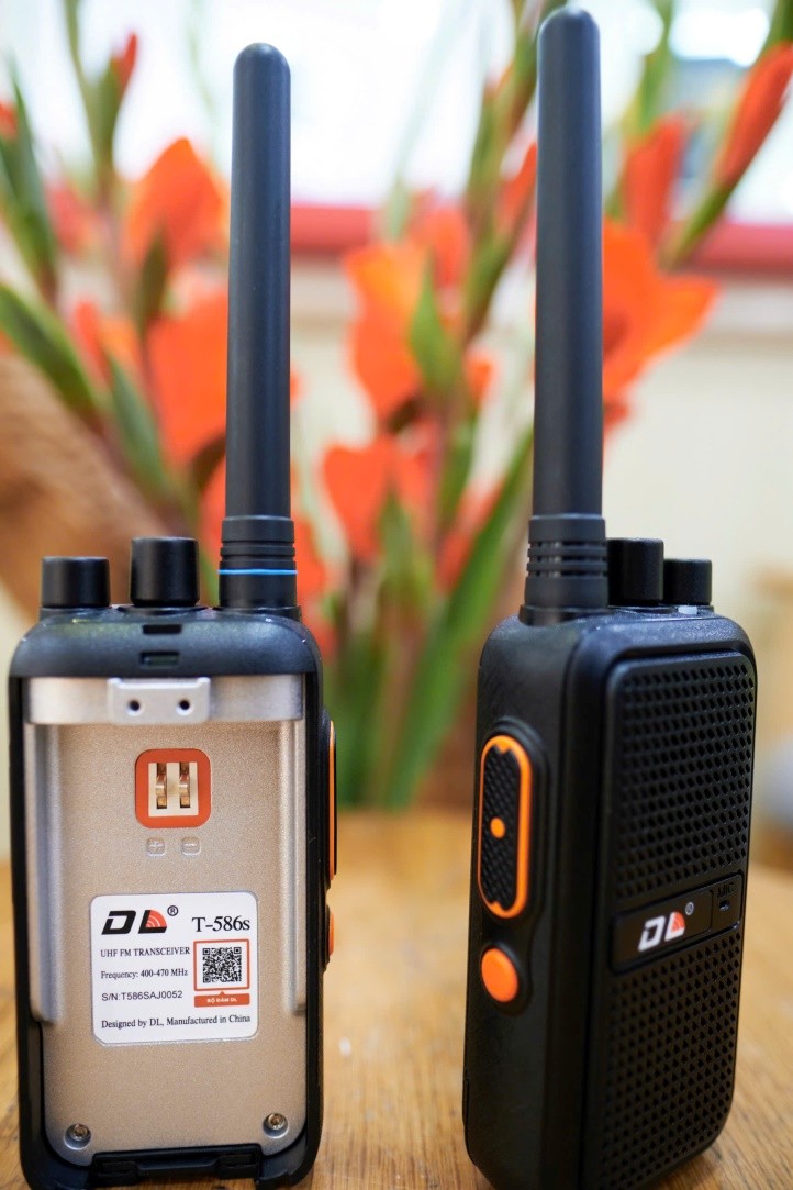 Lợi ích và ứng dụng của máy bộ đàm DL trong các lĩnh vực