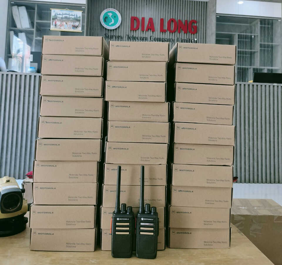 Địa Long – địa chỉ cung cấp máy bộ đàm Motorola chất lượng và uy tín