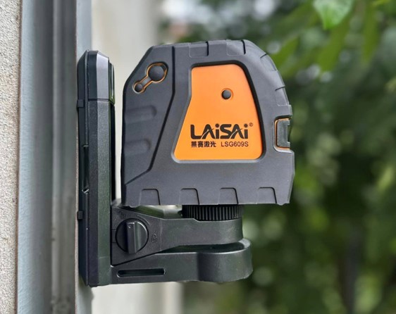 Máy cân bằng Laser 2 tia LAISAI LSG 609S