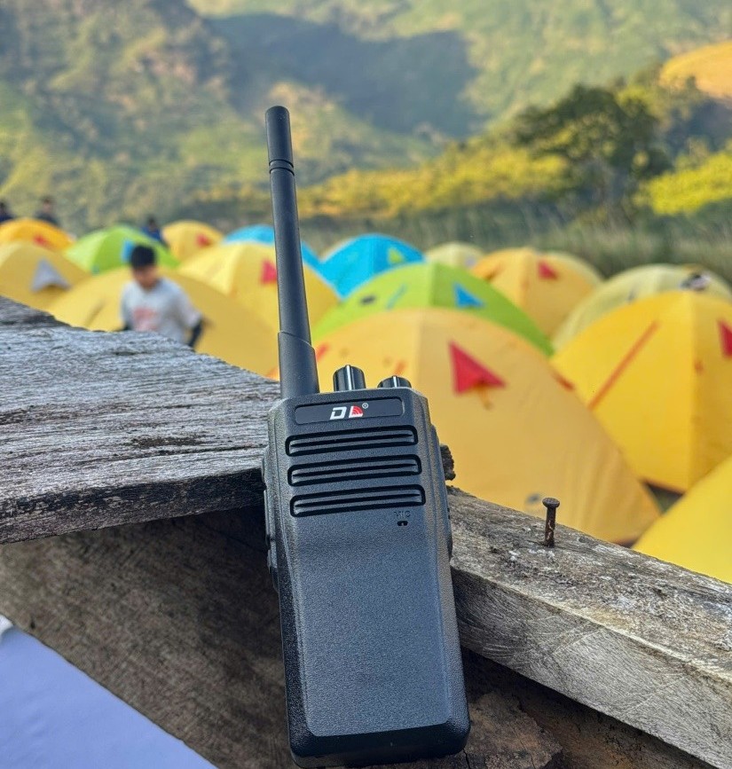 Những ngành nghề nên trang bị máy bộ đàm DL