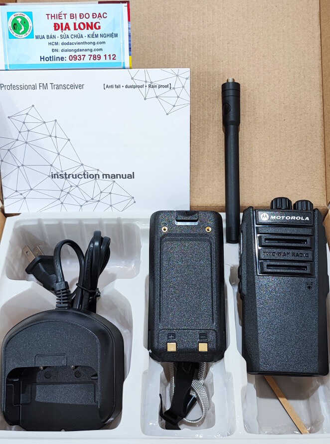 Bộ đàm Motorola XiR P9996- Chất lượng âm thanh tuyệt vời cho thông tin liên lạc hiệu quả
