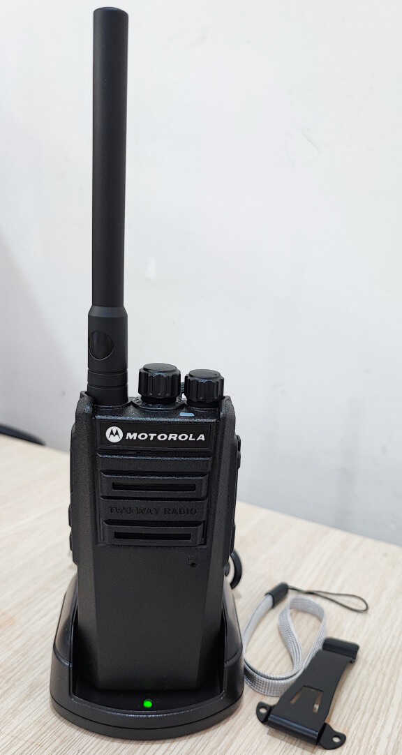 Máy bộ đàm Motorola XIR P9996